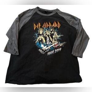 Def Leopard 2019 Tour 3/4 sleeve black and grey band shirt size XL